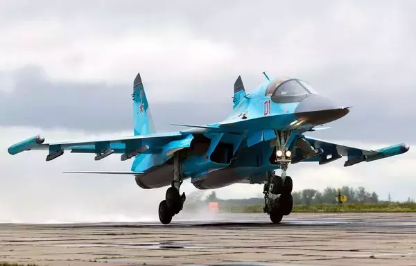 طائرة روسية طراز سوخوي سو-34. [أرشيف]