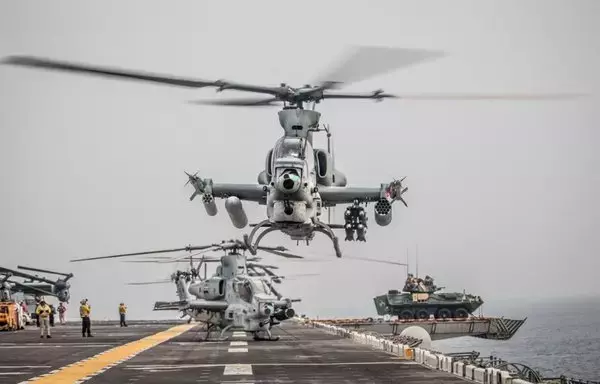 AH-1Z Viper takes off from a US Navy ship. [US Navy]