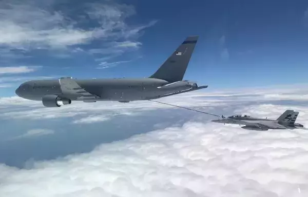 New Hampshire-based KC-46A aircrew refuel a US Navy F/A-18F Super Hornet off the coast of Maryland, July 1, 2020. This marked the first time the aircrew utilized the KC-46A centerline drogue system to refuel an aircraft. [US Navy]