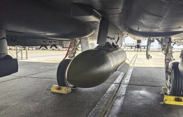 The 96th Test Wing in October 2021 concluded a GBU-72 test series that featured the first ever load, flight and release of the 2,268kg weapon at Eglin Air Force Base in Florida. [US Air Force]