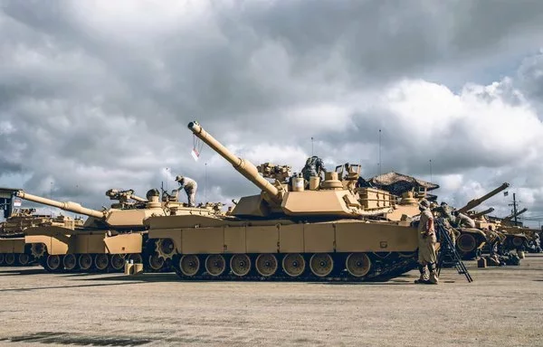 Troopers conduct preventive maintenance on new M1A2C Abrams tanks at Fort Hood, Texas, July 21, 2020. [US Army]