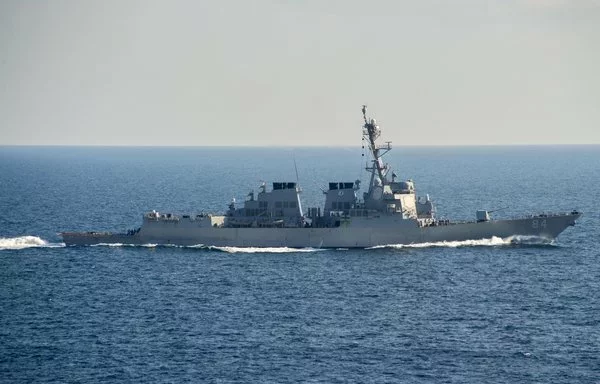 The guided-missile destroyer USS Bulkeley (DDG 84) transits the Gulf of Oman in November 2013. [US Navy]