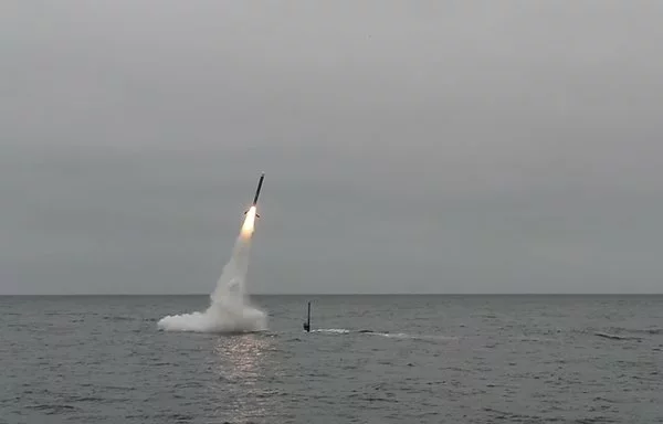 A Tomahawk cruise missile launches out of a US attack submarine. [US Navy]