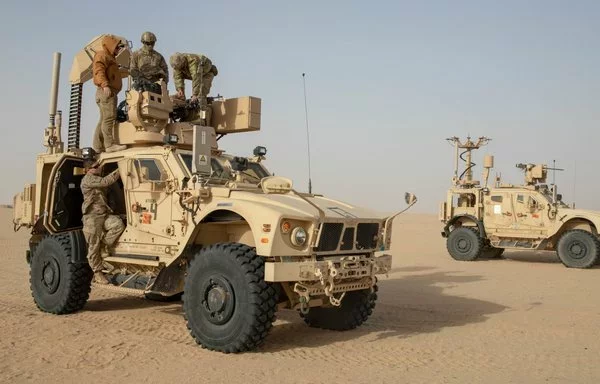 US Army soldiers conduct M-LIDS training at Camp Buehring, Kuwait, on January 25, 2022. The M-LIDS weapon system can be mounted on vehicles and is designed to disable or destroy hostile drones. [US Army]