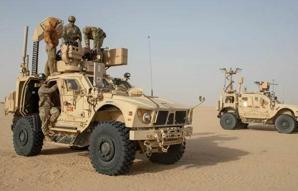 US soldiers conduct training with the mobile version of LIDS in Kuwait January 25, 2022. [US Army]