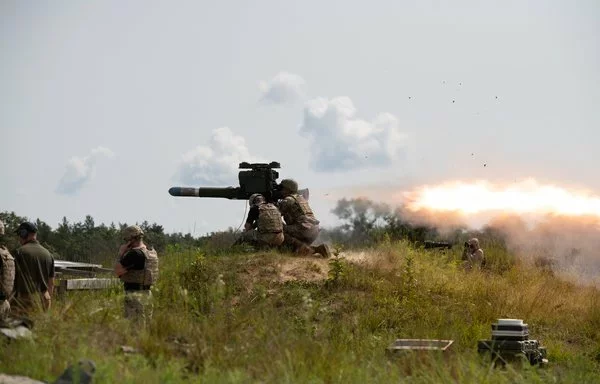 US soldiers launch a TOW antitank missile July 25 during training at Fort McCoy, Wisconsin. [US Army]