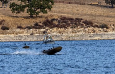 Sea wolfpacks: How US AI swarms shield critical global chokepoints